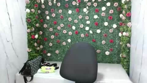 ice_199 online show from November 8, 1:19 am