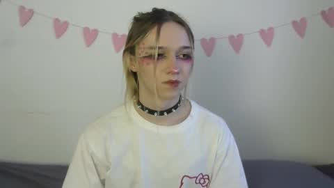 Jade online show from March 17, 2:33 pm