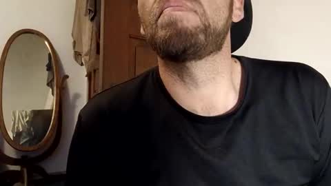 icyfucktoy online show from October 28, 12:11 am