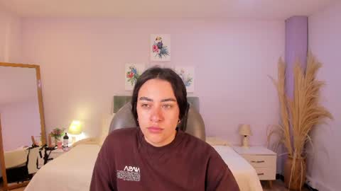 Icy online show from June 12, 11:53 am