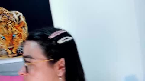 idaly    online show from February 16, 12:19 am