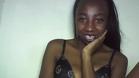 ideal_01 online show from June 12, 7:46 pm