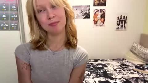 Sarah online show from June 22, 7:32 pm