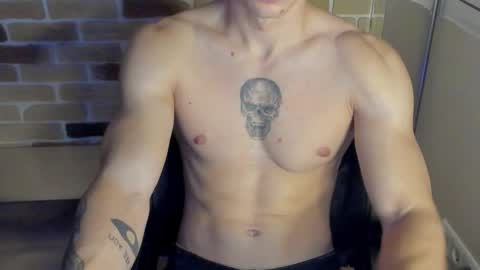 yo online show from October 3, 8:06 pm