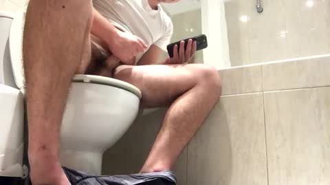 idkwhattowatch online show from September 9, 7:36 pm