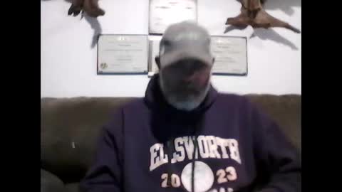 idkwhyidothis348732 online show from January 28, 1:05 pm