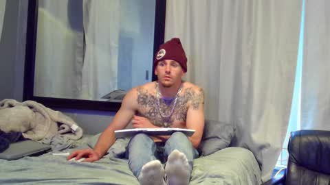 Snapshot of igetherwetter chatting on January 30, 10:41 pm Amiri Roue online show from January 30, 10:41 pm