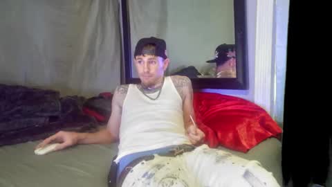 Snapshot of igetherwetter chatting on January 11, 10:29 pm Amiri Roue online show from January 11, 10:29 pm