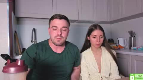 Julia and Mira online show from September 9, 6:41 pm