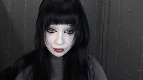 iiiiiiis online show from March 26, 8:58 pm