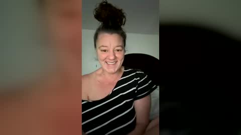 ilanamumma online show from June 20, 12:11 pm