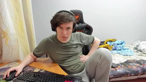 iliaskris online show from September 14, 12:02 am