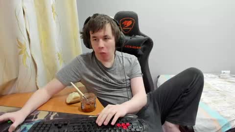 iliaskris online show from March 23, 12:48 am