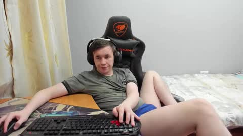 iliaskris online show from February 3, 2:53 am