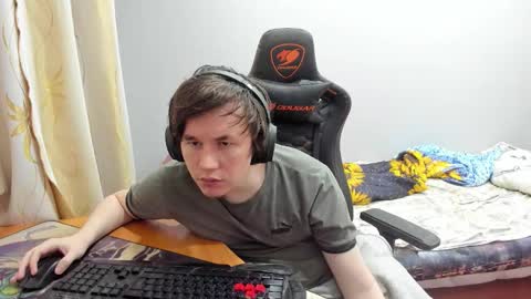 iliaskris online show from September 15, 12:12 am