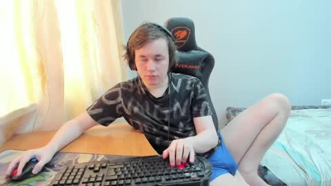 iliaskris online show from April 8, 6:05 am