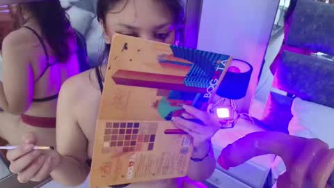 ILY   online show from December 4, 10:42 pm