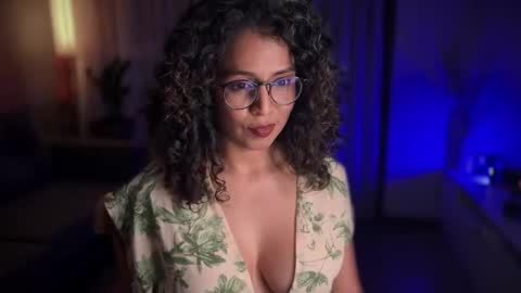 Kloe online show from February 8, 4:14 am