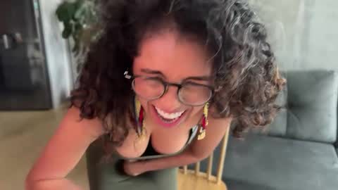 Kloe online show from February 22, 9:48 pm