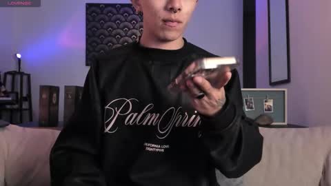 IM  THOMAS online show from October 19, 5:01 am