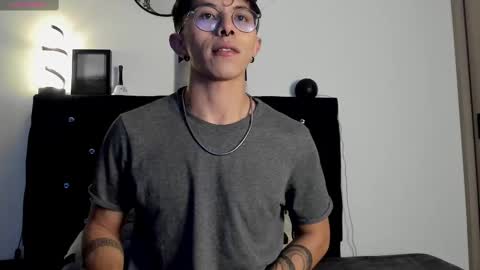 IM  THOMAS online show from September 25, 5:14 am