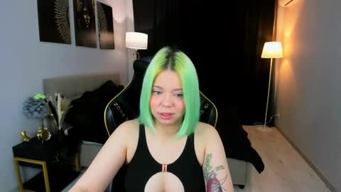 Roxy online show from September 29, 7:57 pm