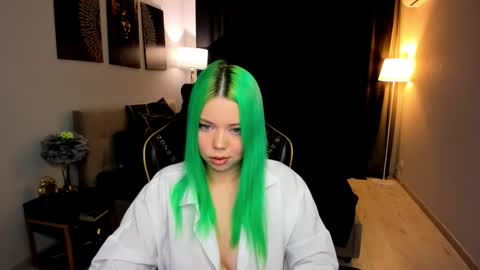 Roxy online show from February 22, 8:00 pm