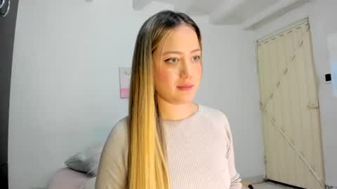 Caro   online show from July 12, 4:26 am