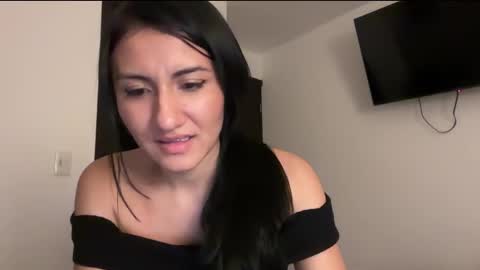Snapshot of im_dayana chatting on October 5, 5:05 am instagram online show from October 5, 5:05 am