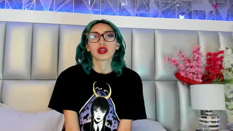  Im Gaia online show from February 27, 7:26 pm