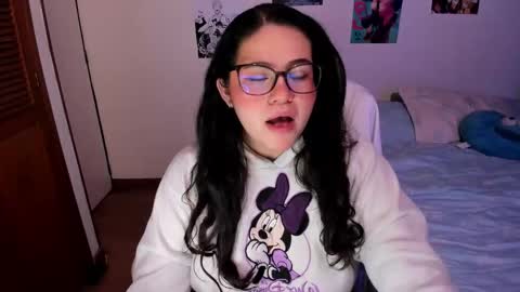 mei mei uwu online show from January 7, 2:49 am