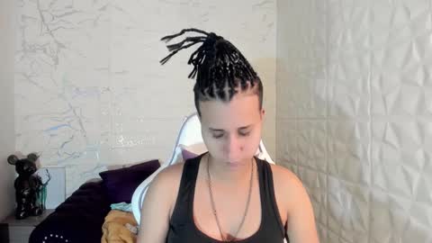 im_milan_rs online show from February 28, 1:47 am