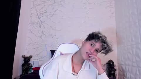 im_milan_rs online show from March 8, 9:28 am