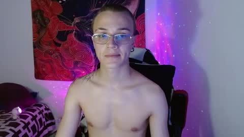 Snapshot of im_oliverpark chatting on October 5, 11:01 pm Oliver P online show from October 5, 11:01 pm