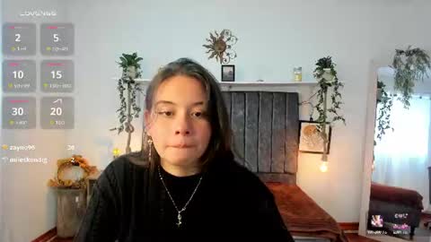 im_tulipan online show from June 12, 9:14 pm