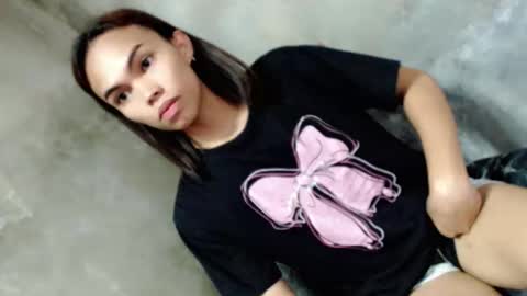 Lolly online show from March 18, 9:15 am