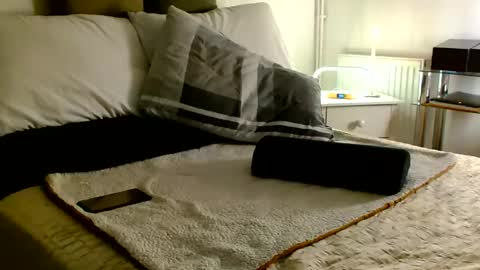 Im yourxtoy online show from February 22, 6:43 pm