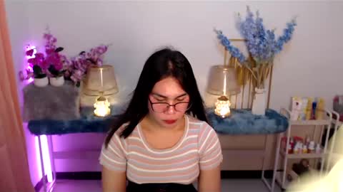 Ashley online show from January 20, 8:07 pm