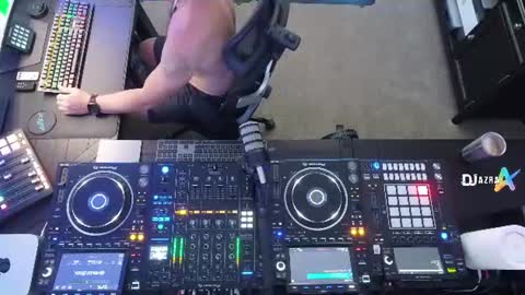 DJ Azra online show from July 25, 9:57 pm