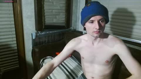 imfeelingverynaughty online show from February 7, 1:19 am