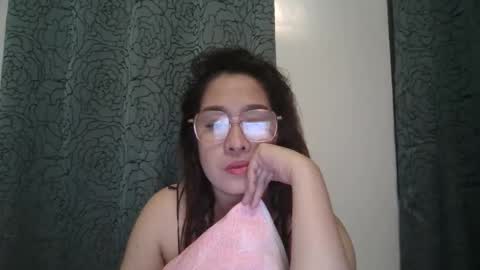 Immaculate02 online show from February 19, 5:50 am