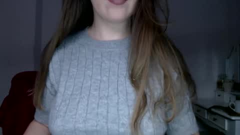 Pola online show from November 25, 9:57 pm