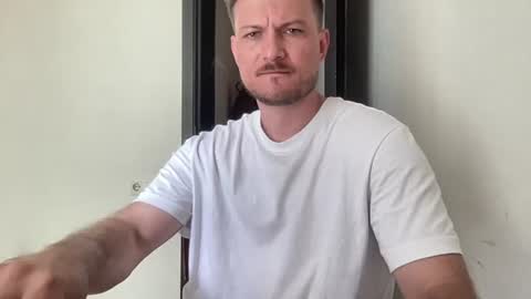 imnotall online show from July 17, 7:54 am