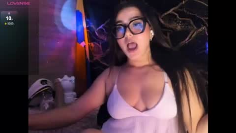 Imtatiss  online show from July 24, 9:39 am
