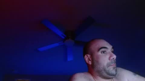 I use to be imeverythingandnothing online show from February 18, 1:32 am