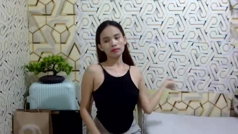 Im sad because im lonely wish help me here online show from July 21, 8:05 am