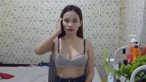 Im sad because im lonely wish help me here online show from June 6, 11:16 am