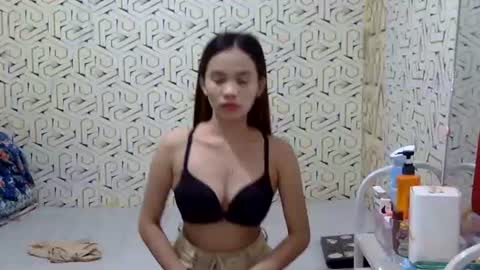 Im sad because im lonely wish help me here online show from July 14, 10:32 am
