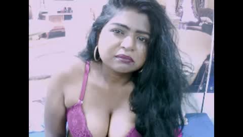 indianbombshell4u online show from February 5, 9:46 am