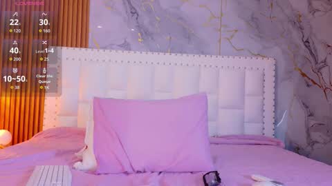 LITTLE AINHOA  online show from March 2, 9:32 pm